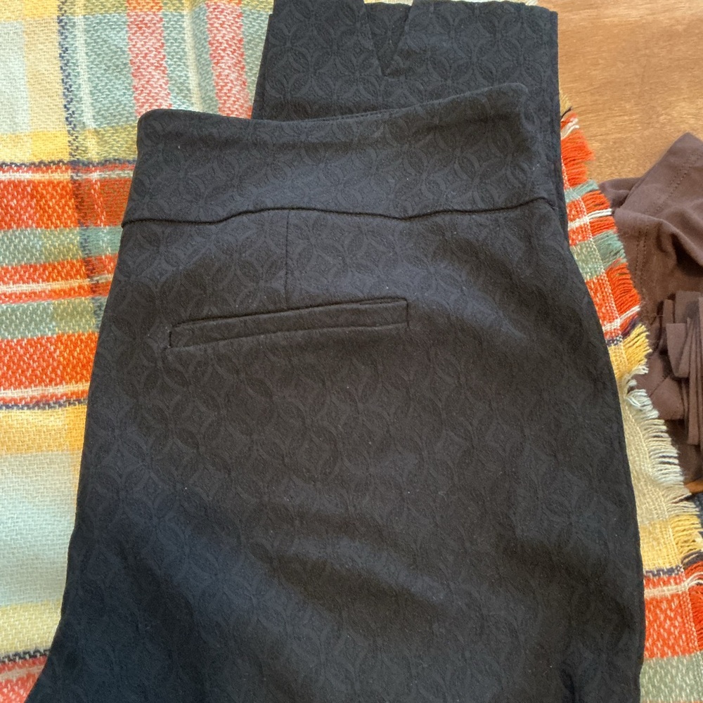 Crown & Ivy Charcoal Textured Pants